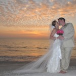 Beach Couple Kiss_1