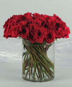 https://www.easternfloral.com/flowers/50-roses/