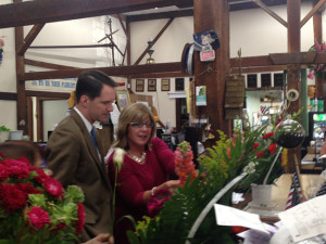 When she attended SAF’s Congressional Action Days last March, Sue Palazzo had no idea the event would lead to a personal visit from Rep. Jim Himes (D-Conn.) this summer. The congressman and his outreach coordinator toured City Line Florist last week, meeting and greeting the staff and getting an inside look at the business. 