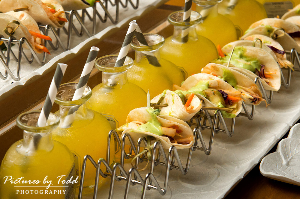 Feast Your Eyes mini tacos and cocktails 