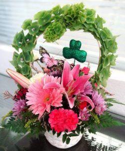 Basket O'Luck by Bosland's Flower Shop